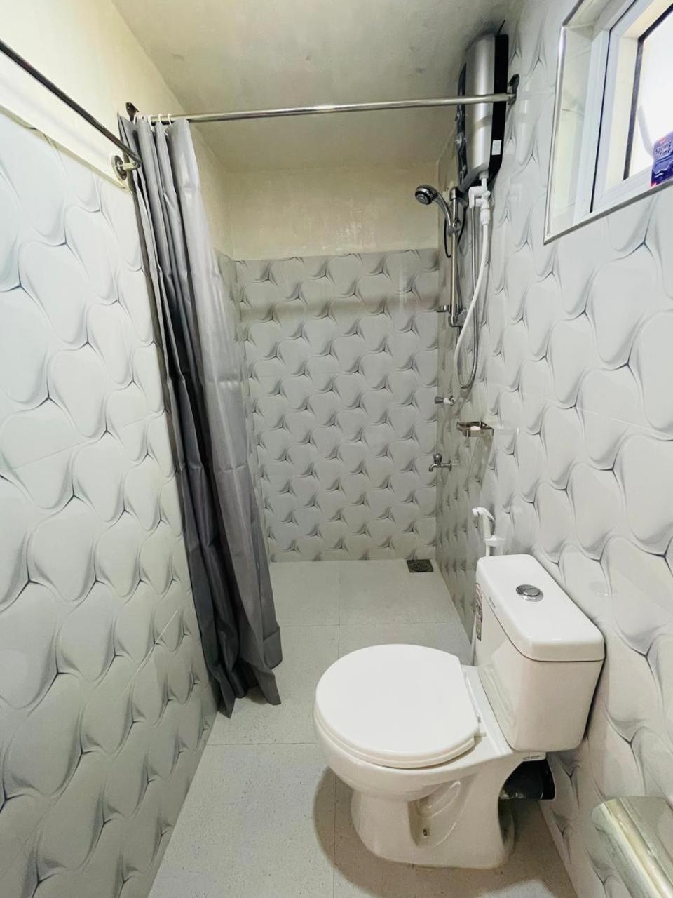 Upali'S Place كاندي المظهر الخارجي الصورة