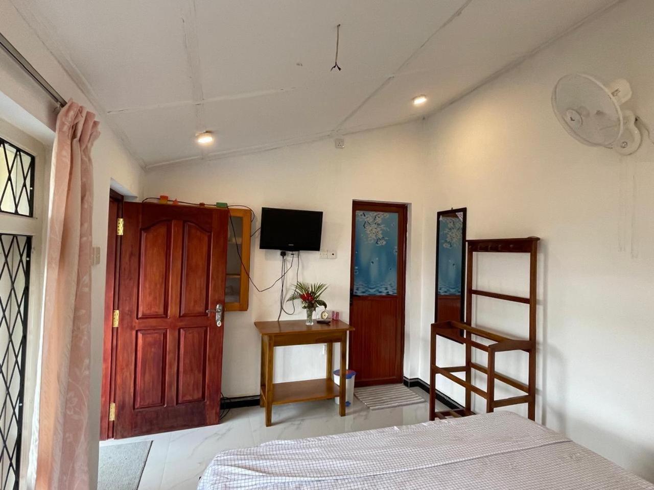 Upali'S Place كاندي المظهر الخارجي الصورة